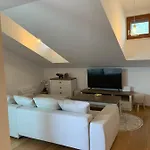 Mujo شقة كريس