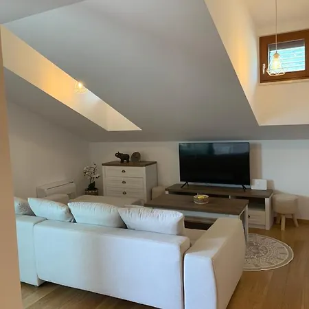 Mujo Apartman Cres